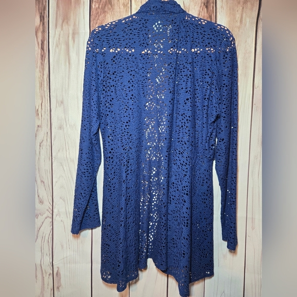 Staples Blue Lace Women's Cardigan Womens Medium- Fits Like a Large - Picture 3 of 6